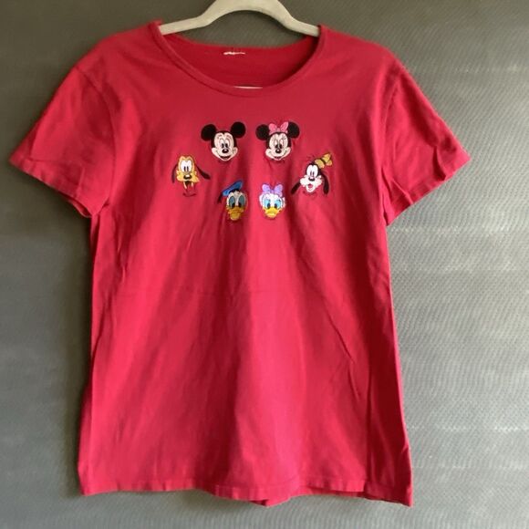 Disney Cartoon Couples Embroidered Women’s Shirt Mickey Pluto Donald and GF's - Picture 1 of 4